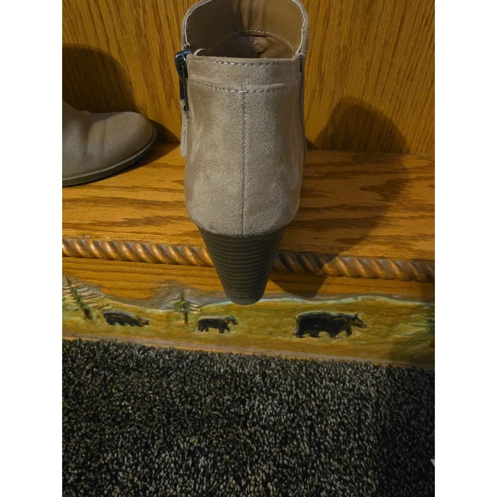 Time And True Tan Faux Suede Ankle Boots Womens Size 6.5